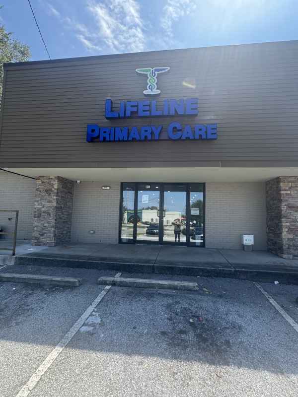 Virtual Tour of Lifeline Primary Care Virtual Tour of Lifeline Primary Care